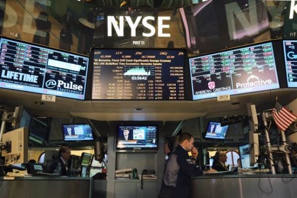 La Bolsa de Nueva York en una corrección, tendencia alcista